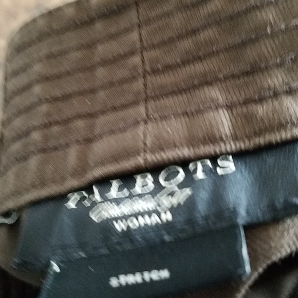 Capris - Picture 2 of 2